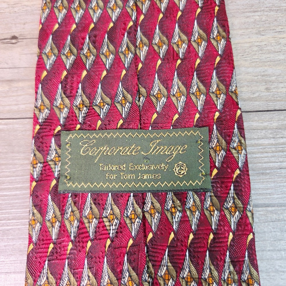 Tom James Corporate Image Silk Tie Mens Burgundy Geometric Diamond Red Tie USA - Picture 2 of 7
